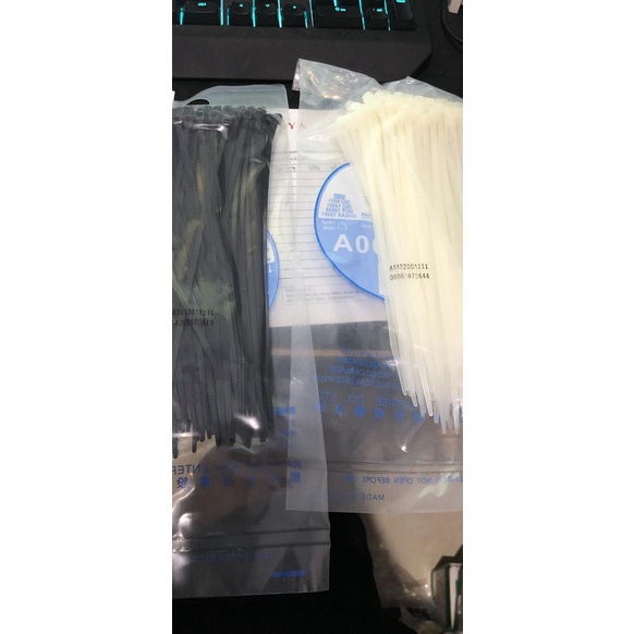 KABEL TIES / KABEL TIS / CABLE TIE CV 200 KSS 20CM CV200