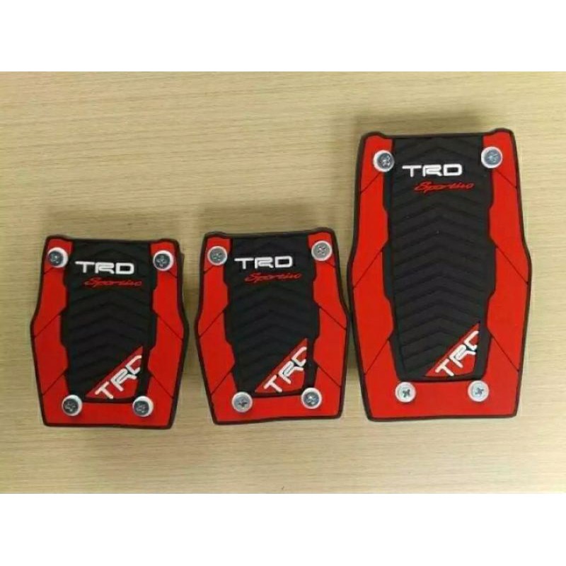 PEDAL GAS MOBIL ANTI SLIP TRD / PELAPIS PEDAL GAS MANUAL TRD SPORTIVO RECING Universal