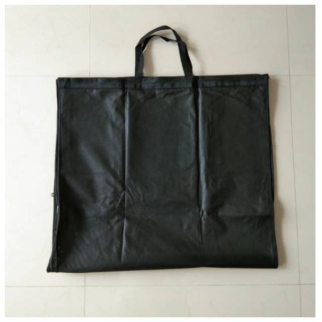 Cover / tas gaun , sarung baju pesta / pengantin , cover gantungan gaun warna hitam