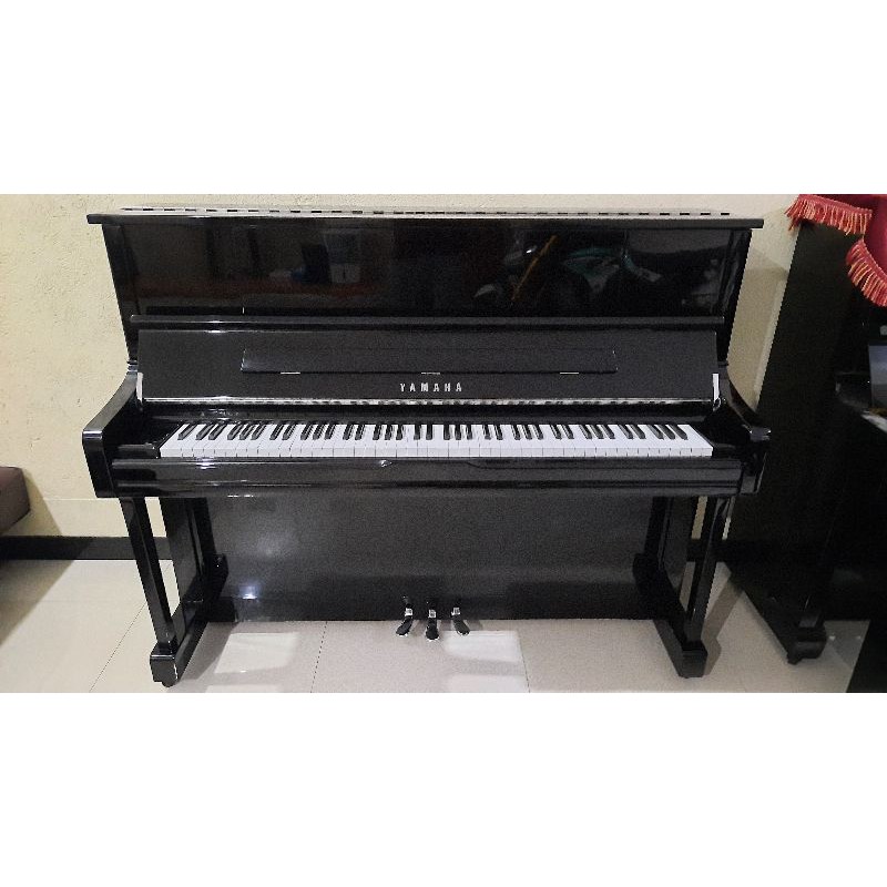 piano yamaha u1jpec piano bekas