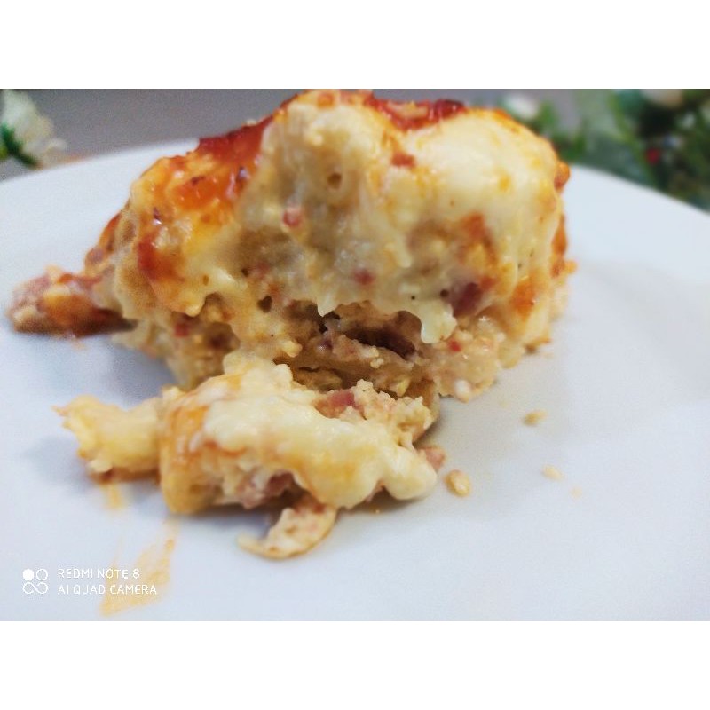 Creamy Macaroni Schotel ala Brownies Bella with Bechamel and Bolognaise Sauce II New Year Hampers