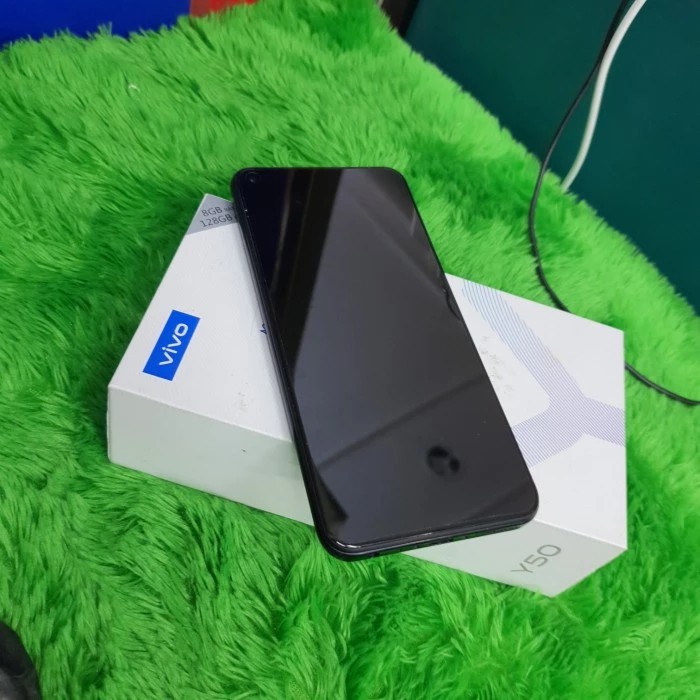 Hp Vivo Y50 8/128GB fullset mulus - Stary black net