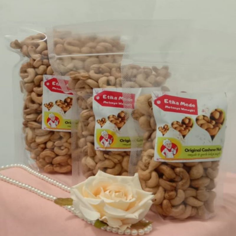 

KACANG METE GORENG SUPER