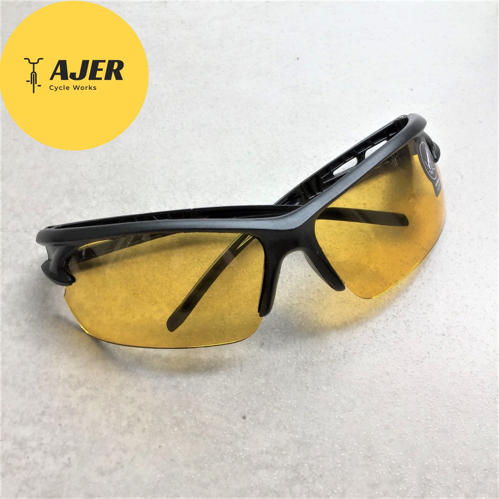 Kacamata hitam sepeda olahraga outdoor hiking Lensa UV transparan lensa kuning ungu