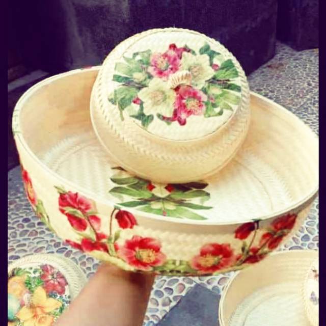 Bokor + saab bahan dari anyaman dari rotan ukuran 31