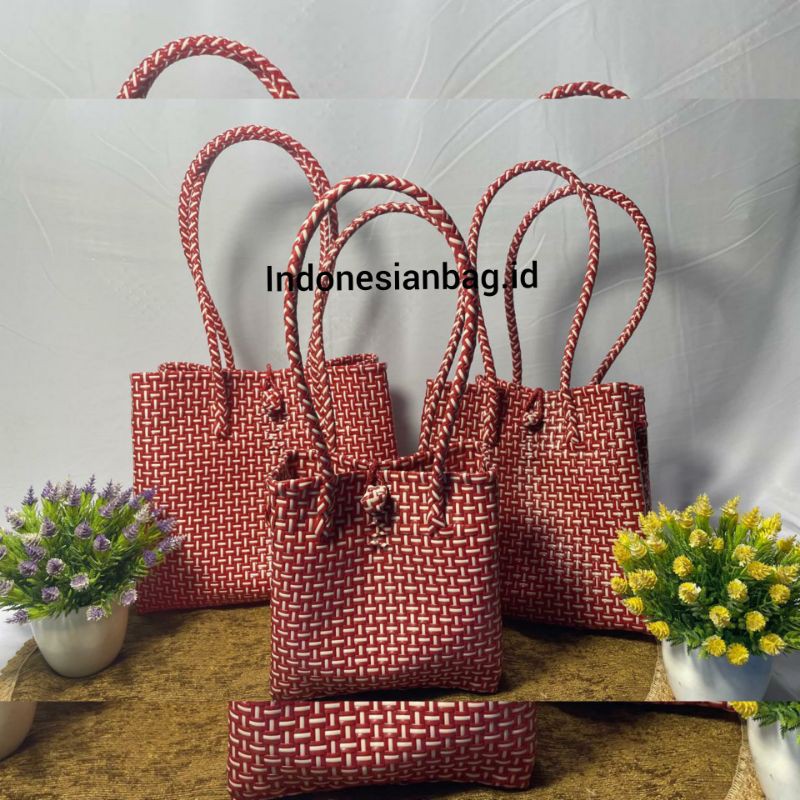 Tas Anyaman Jali Merah Putih