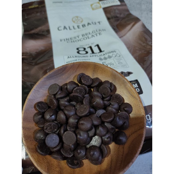 CALLEBAUT 811 DARK CHOCOLATE 54.5 % - 250 Gr