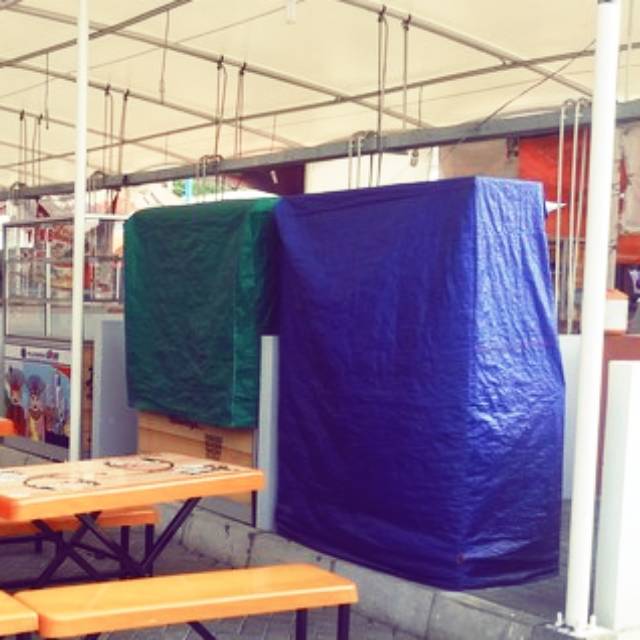 Tutup gerobak tutup etalase tutup box mobil kontener .pom mini dll terpal tutup