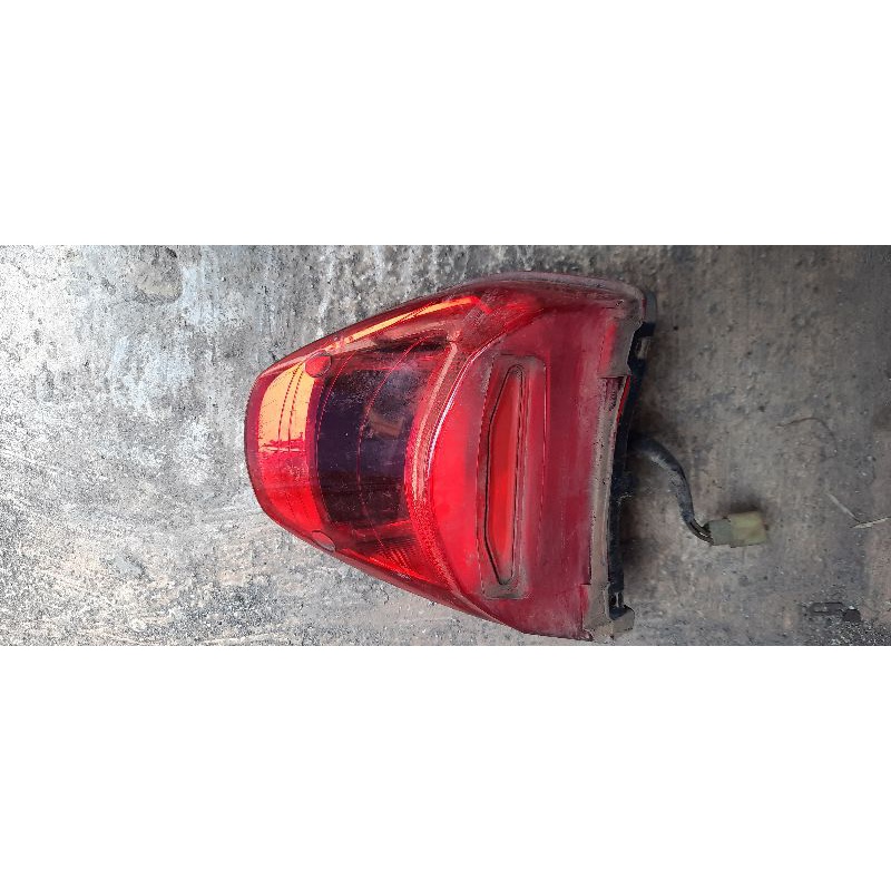 LAMPU BELAKANG /STOPLAMP BELAKANG MEGAPRO PRIMUS MEGAPRO LAMA TIGER LAMA ORI BEKAS COPOTAN MOTOR