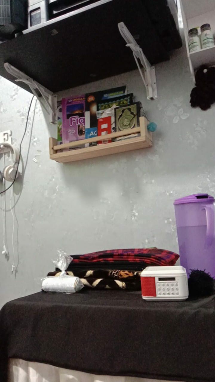 Rak Dinding Kayu Bumbu Serbaguna A634