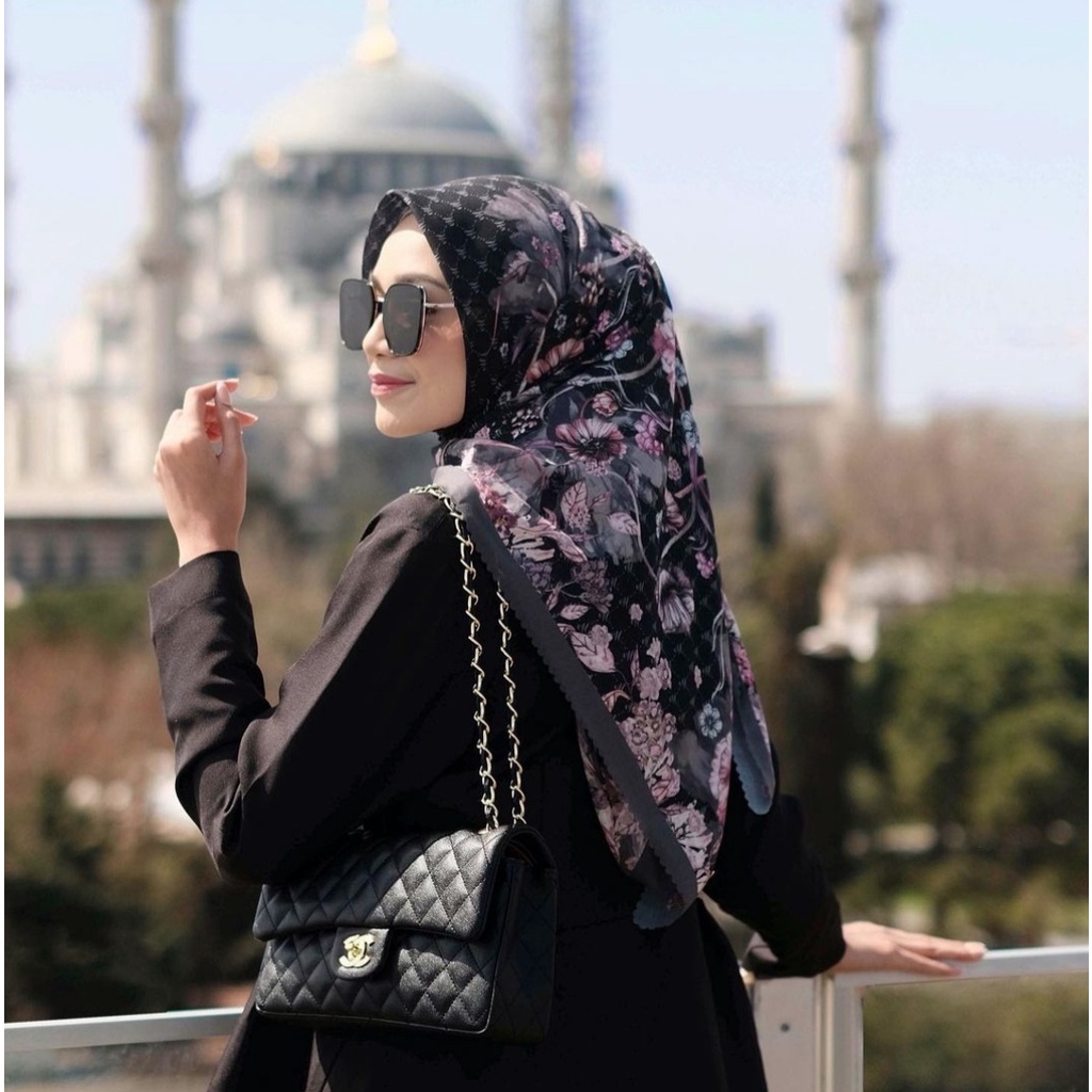 Nirwana Scarf - Sekar Black - Vanilla Hijab
