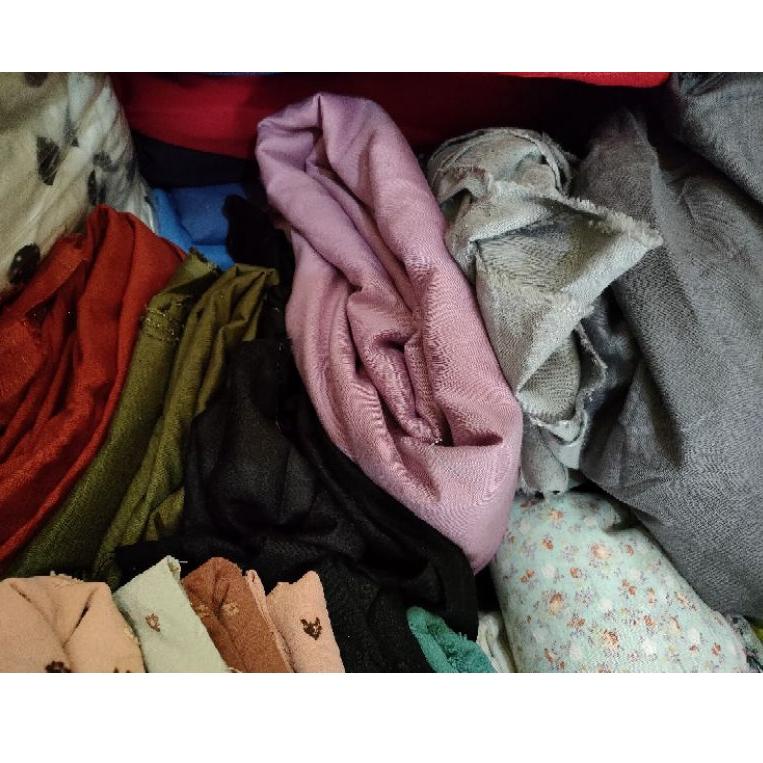 KAIN KILOAN KATUN RAYON POLOS –AED.617125