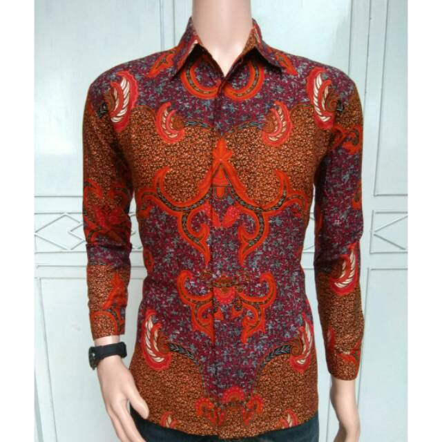 Kemeja batik modern