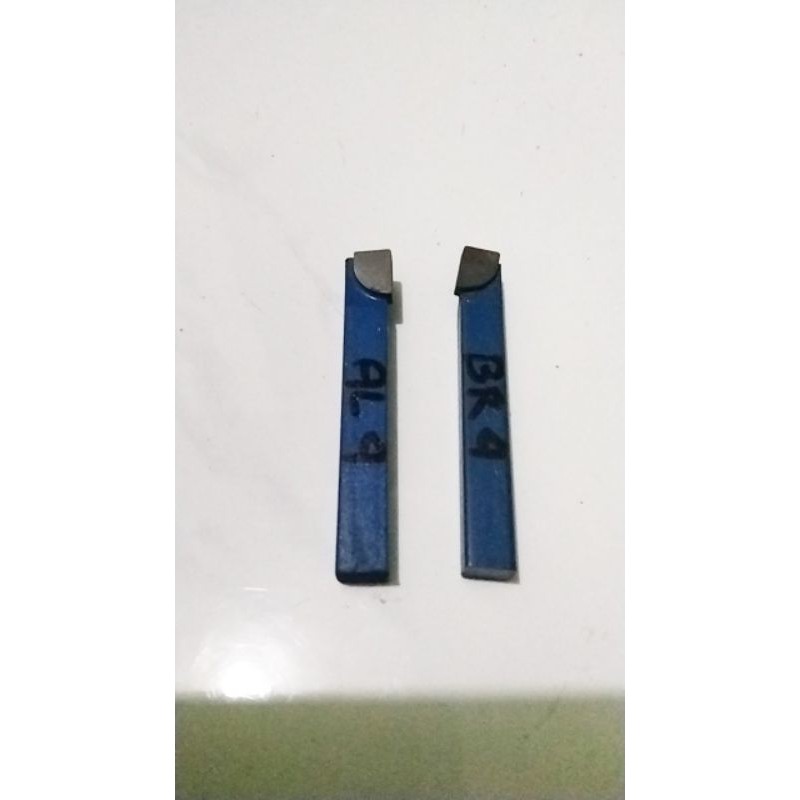 pahat Bubut Mata Carbide Widia.