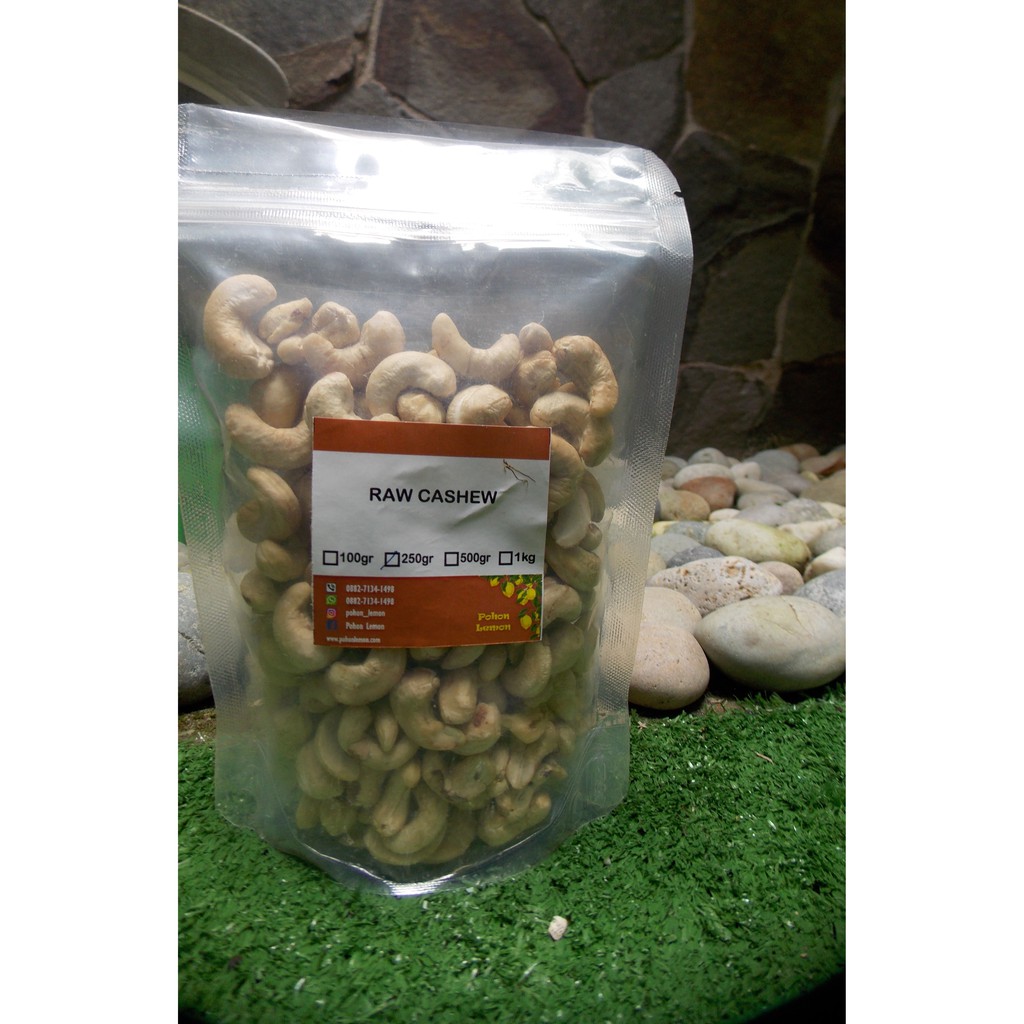 

Raw Cashew / Mede Mete Mentah 250gr *Pekanbaru*