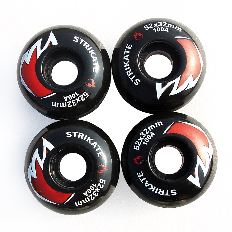 4pcs Roda Skateboard Bahan PU Warna Hitam Ukuran 52mm X 30mm 100A Dengan 8Pcs Bearing