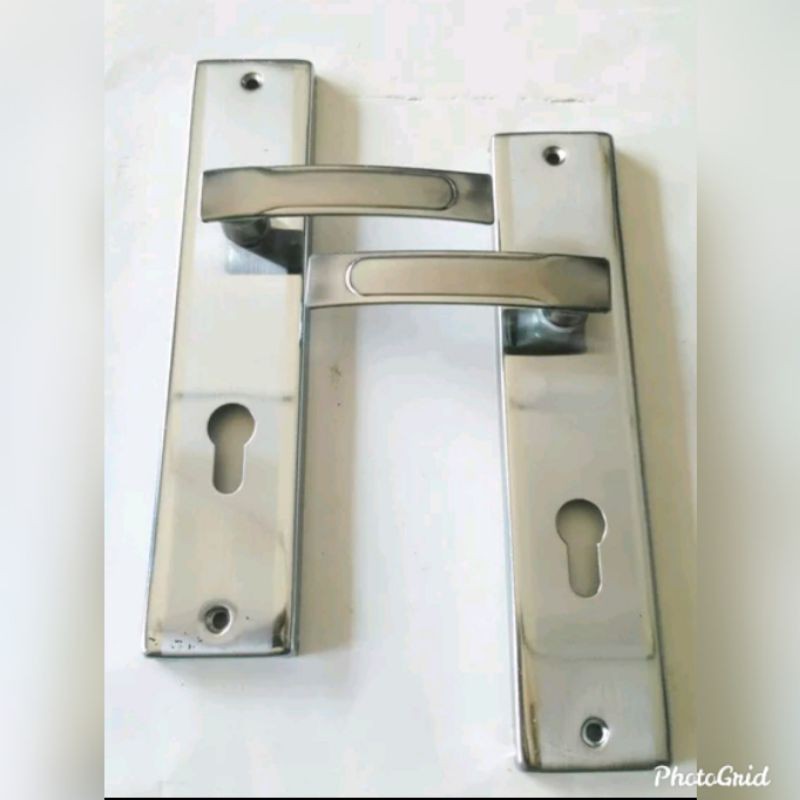 gagang pintu rumah kunci pintu