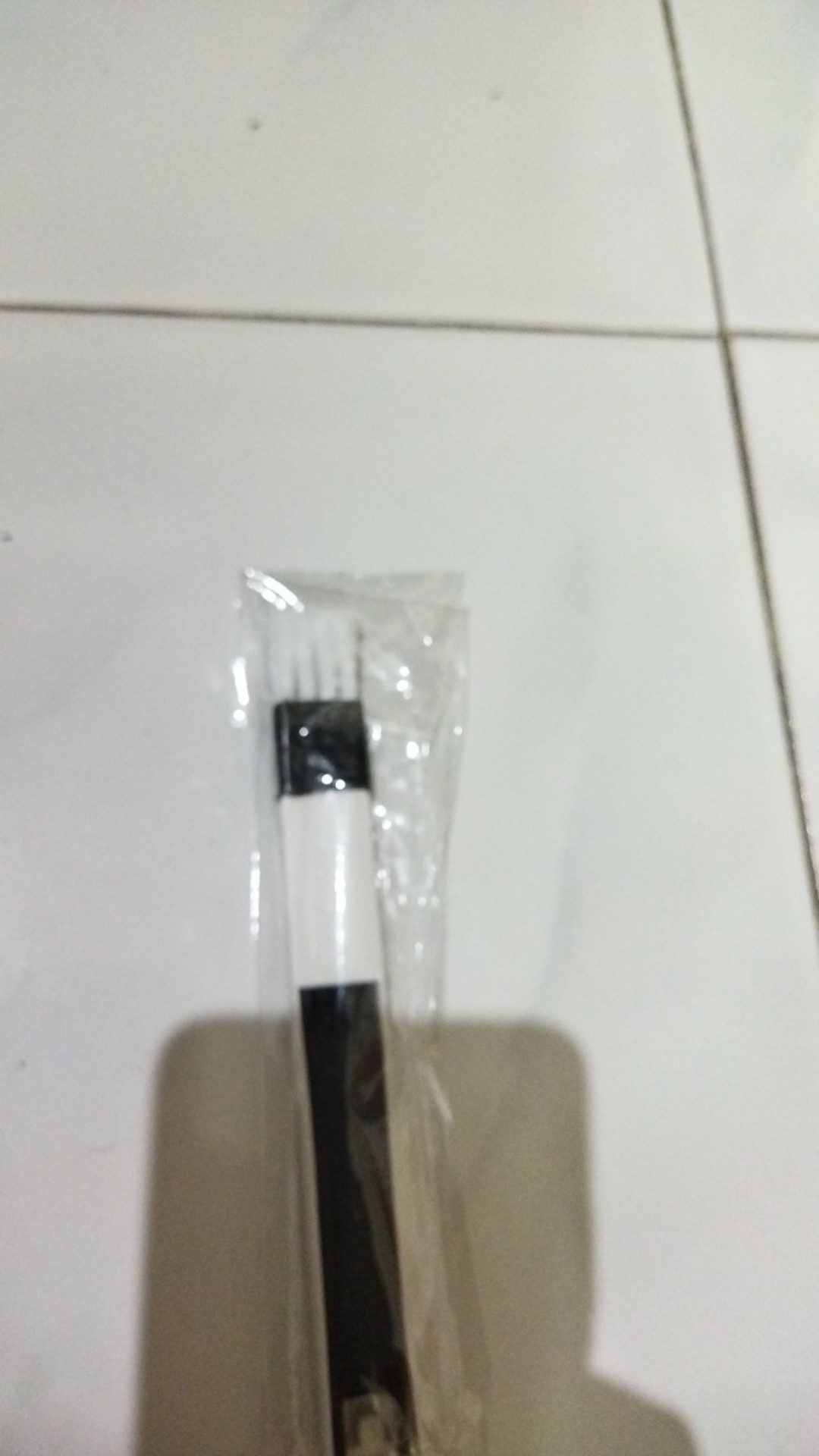 Sikat Mini Pembersih Keyboard Komputer Aneka Warna Ukuran 19x2x1.2cm Untuk Hadiah