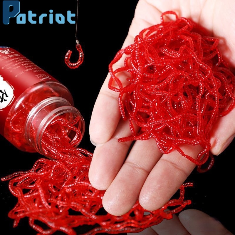 50 Pcs Umpan Pancing Buatan Bentuk Cacing Tanah Bahan Plastik Warna Merah