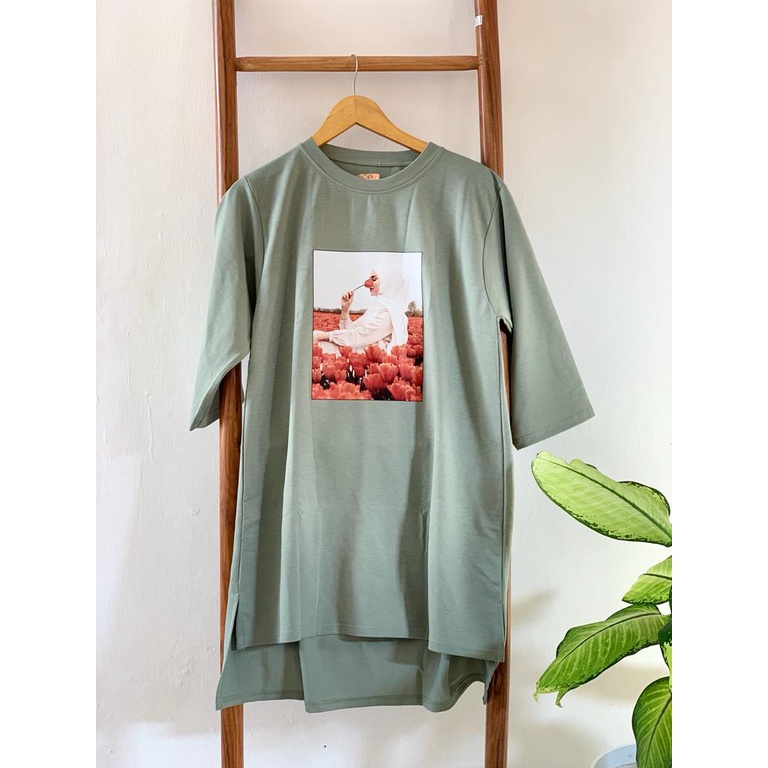 BAJU KAOS WANITA DEWASA BLUS JUMBO OVERSIZE// BAJU KAOS IMPORT PRINT// BAJU KAOS DISTRO TRAND JAMAN SEKARANG//KAOS OVERSIZE BASIC TOP //KAOS BIG SIZE// ATASAN BASIC OVERSIZE TOP KAOS JUMBO POLOS WANITA HIJAB LENGAN 7/8// LONGTUNIK JUMBO