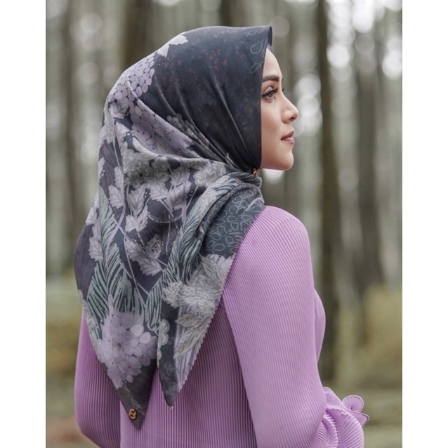 buttonscarves lilac series midnight