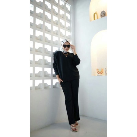 DIVA SET KNIT