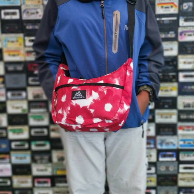 Gregory Sling Bag Banana