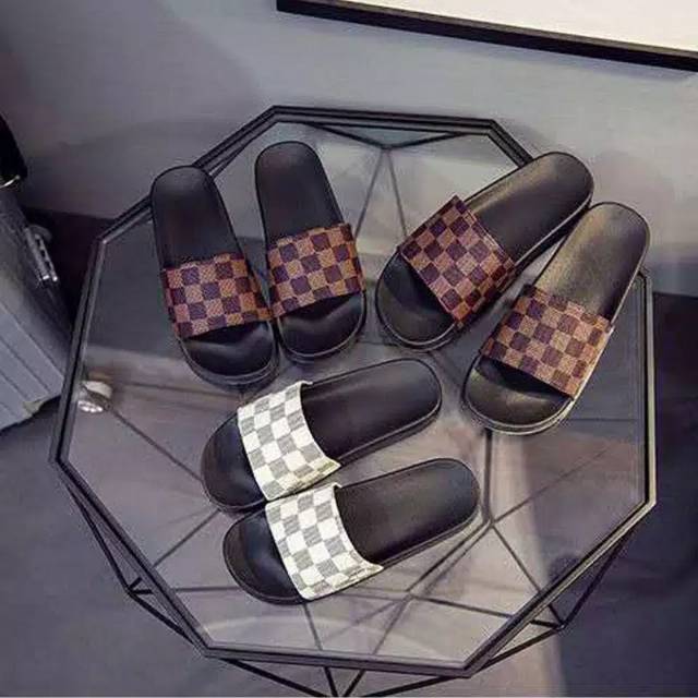 SGC SANDAL LUV LV MOTIF LOUIS VUITTON