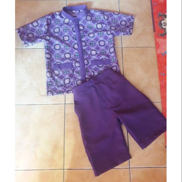 Seragam TK batik ungu