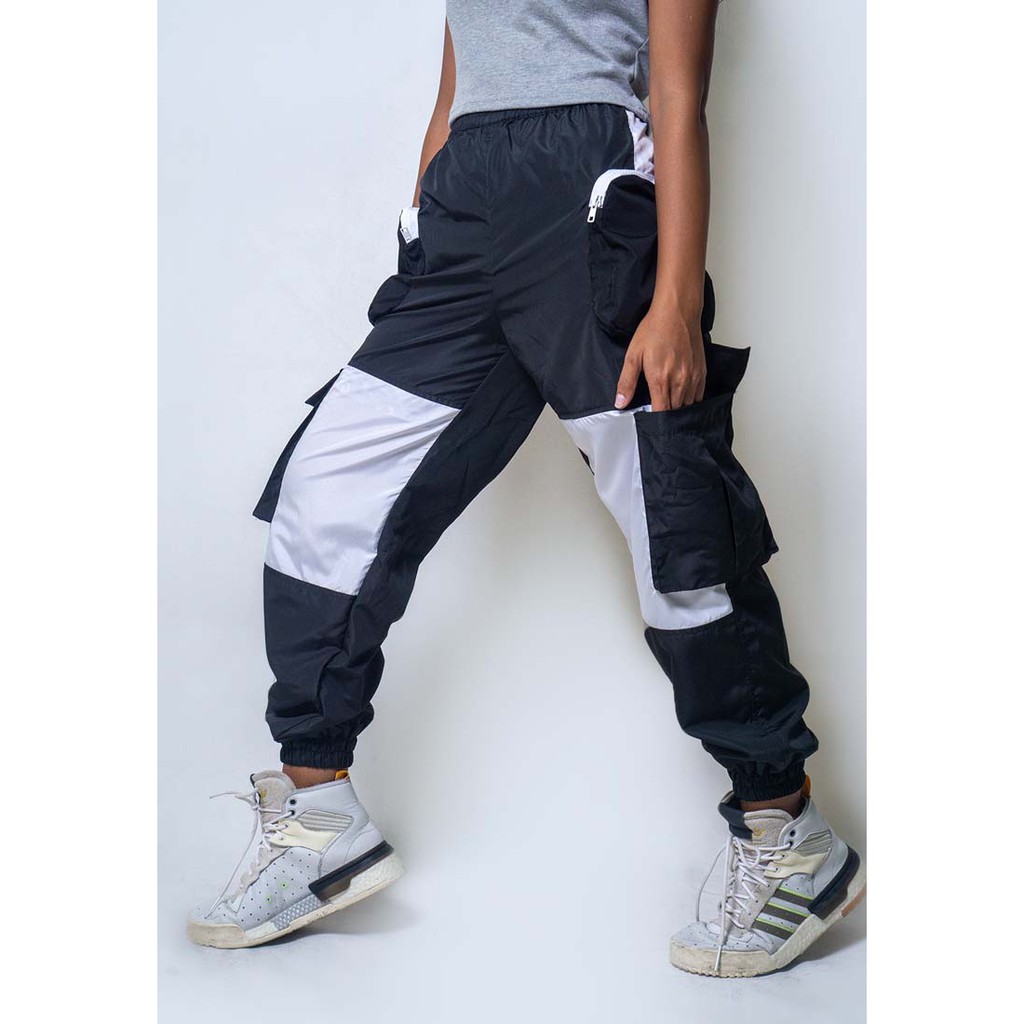OCWA HEXA CARGO PANTS BLACK AND WHITE