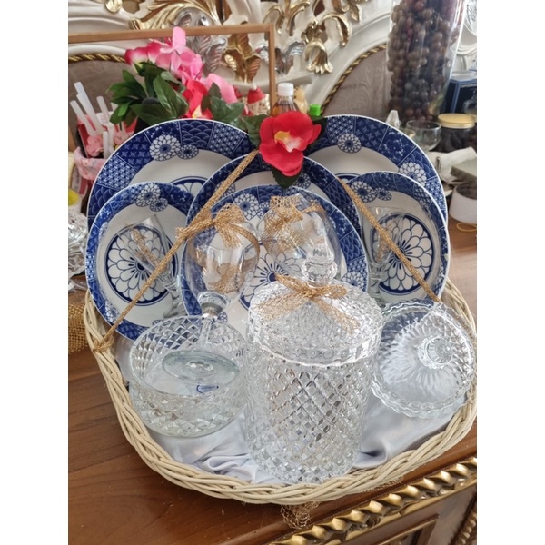 

KADO NIKAHAN / PARSEL NIKAHAN / HANTARAN NIKAHAN / PARCEL HAMPERS LEBARAN / IDUL FITRI IDUL ADHA