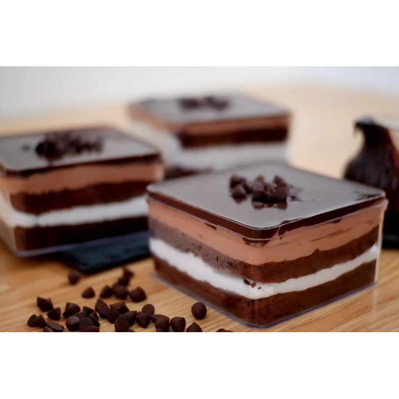 

Dessert Box Triple Choco Ndues