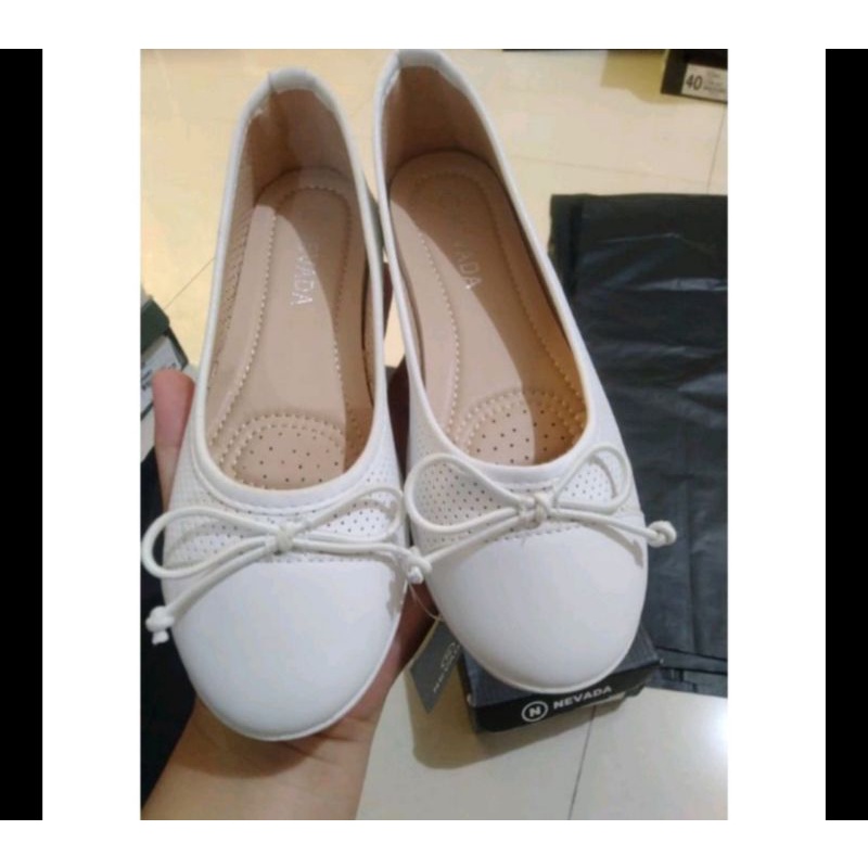 FLATSHOES ANAK CEWEK BRAND NEVADA ASLI MATAHARI Size 33 PUTIH WHITE