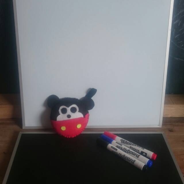 

Papan tulis ukuran 40x40 cm