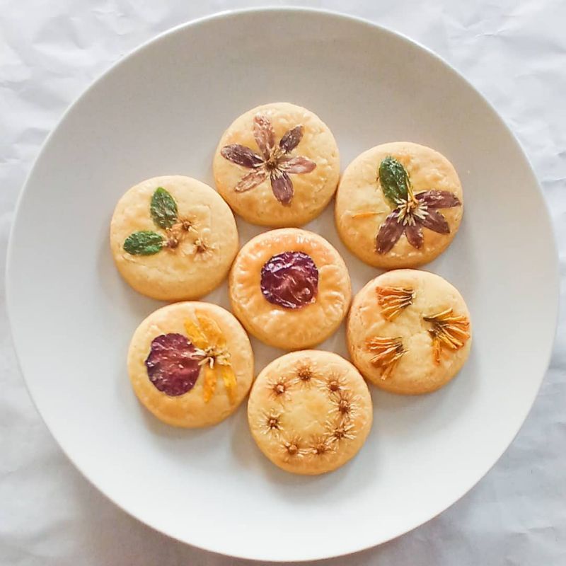 

[PO 5 HARI KERJA] Edible flower cookies