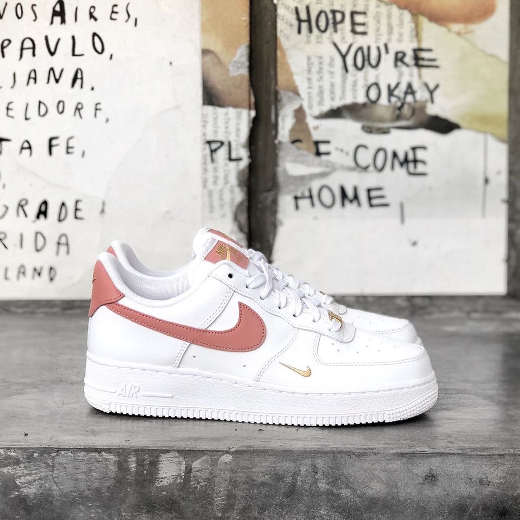 Nike Air Force 1 Essential Gold Rust Pink