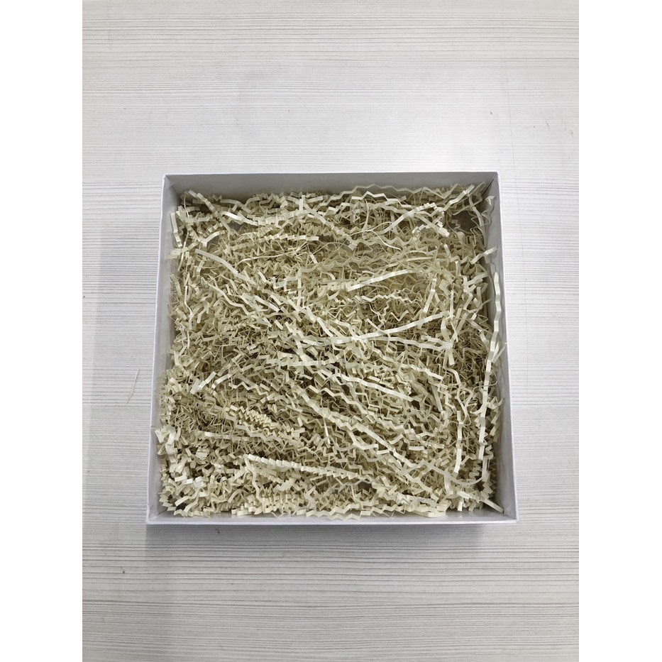 

200 gr shredded paper / kertas potong / cream natural crinkle cut