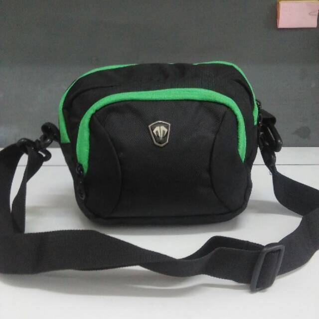 Tas Selempang Tracker 422 terlaris , tab 7" ori