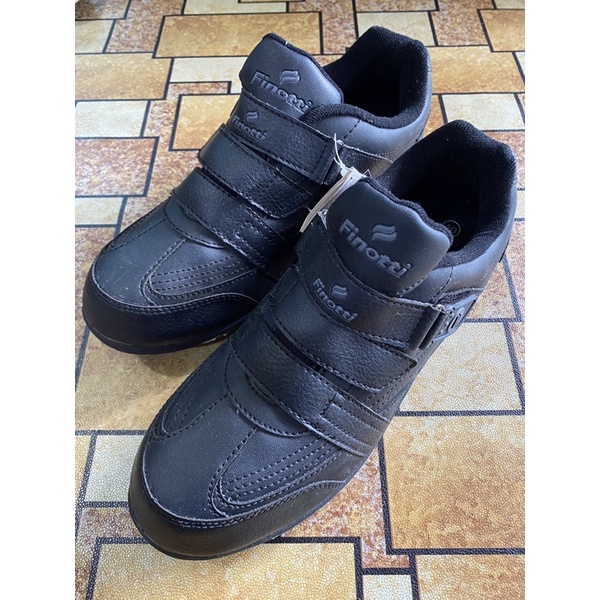 SEPATU SEKOLAH FINOTTI SIZE 40