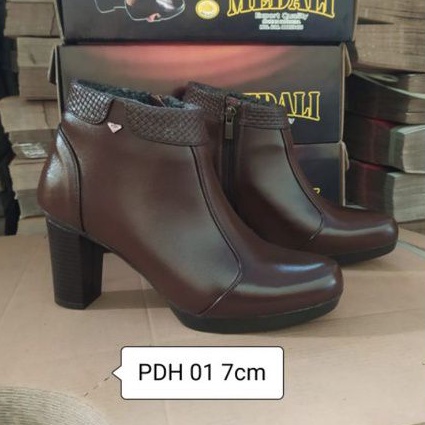 Sepatu kulit wanita PDH boots Polwan Secwan Sus PNS sepatu kerja formal tampil lebih keren