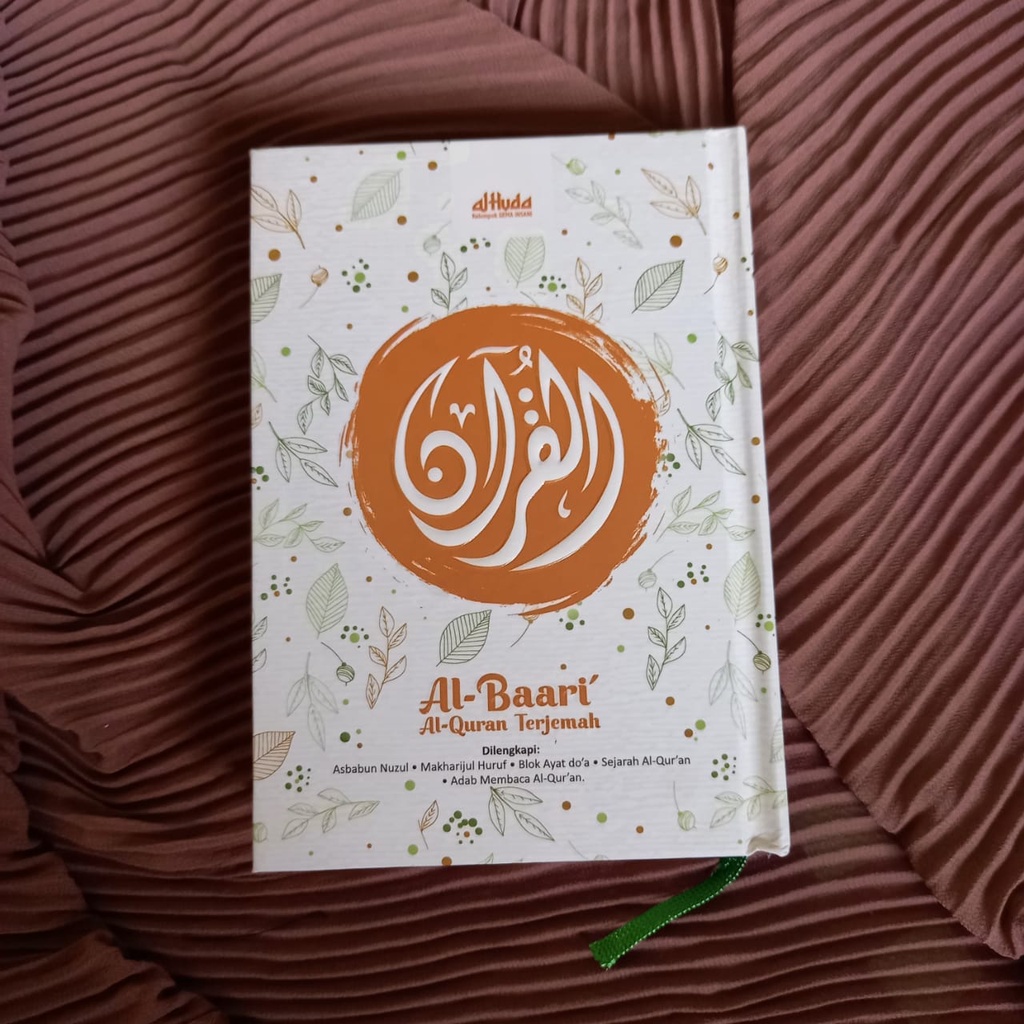 AL-QUR'AN free tasbih /AL-Qur'an terjemah/AL-Qur'an Al-Baari'/AL-Qur'an wanita/AL-Qur'an tajwid/AL-Q