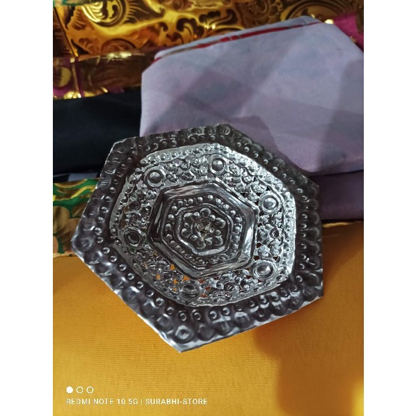 Saab Tutup bokor slaka segi Lima