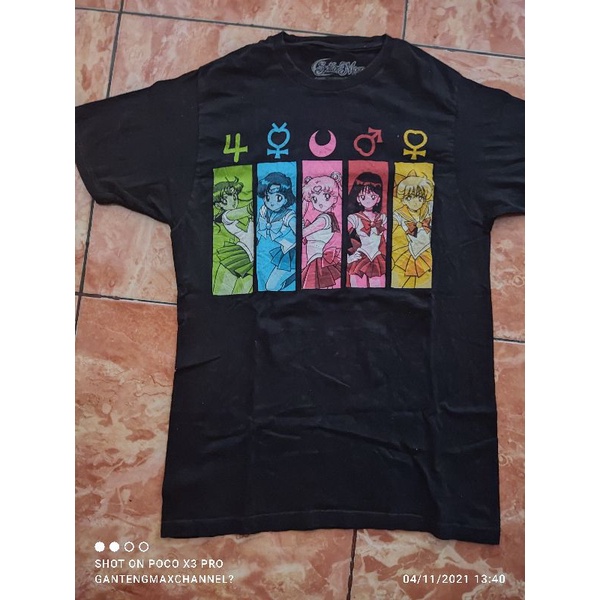 kaos sailor moon