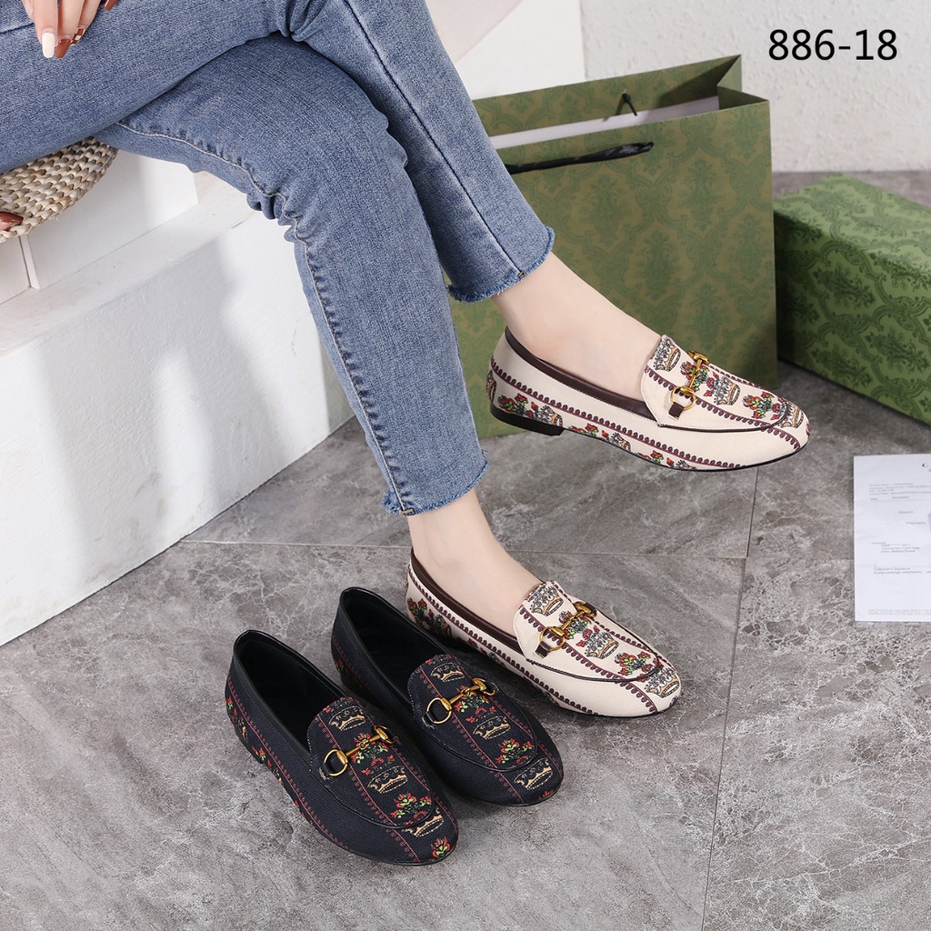 GC Loafer With Canvas Print #886-18