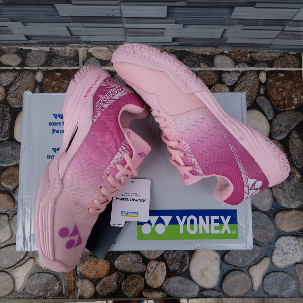 Exbill sepatu badminton aerus z yonex best full carbon bulutangkis terbaik murah kuat ringan