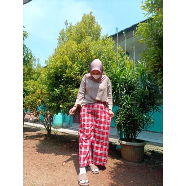 celana bahan katun, polyester.