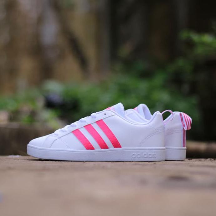 Cantik Sepatu Wanita Adidas Neo Advantage White Vall Strip Pink Original - Putih, 36 Terlaris!