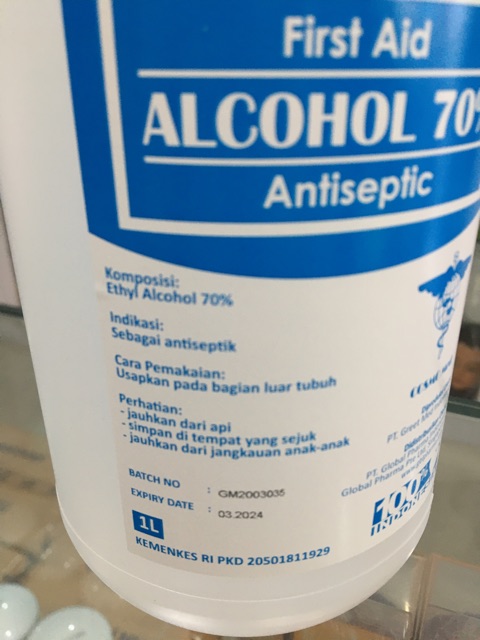 Cosmo Med Antiseptic Alcohol 70% 1000ml