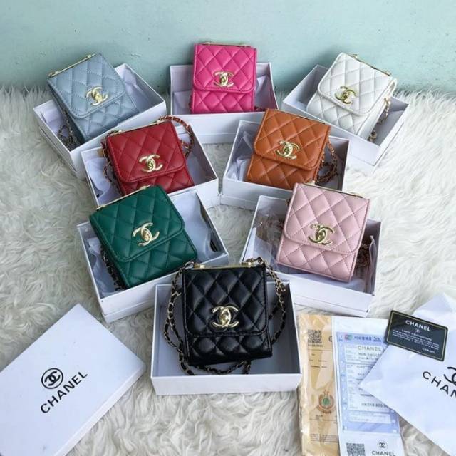 CH Dakota Free BOX