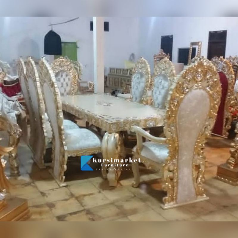 Meja makan mewah kursi 8 Set meja makan ukir mewah asli jepara Meja makan terbaru full ukir